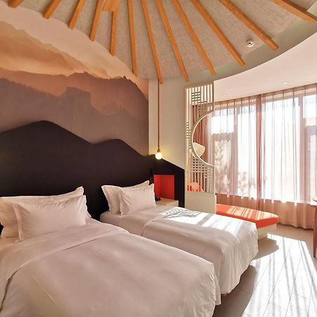 Jinshanling Great Wall Hotel Чэндэ Экстерьер фото