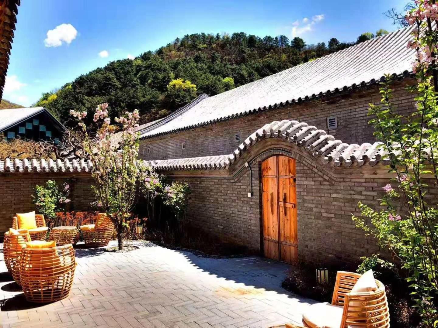 Jinshanling Great Wall Hotel Чэндэ Экстерьер фото